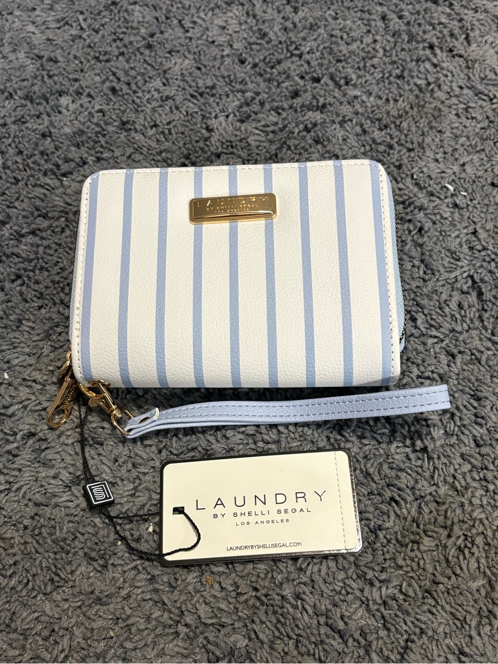 NWT white and blue striped Laundry by Shelli Segal Los Angeles wristlet wallet
